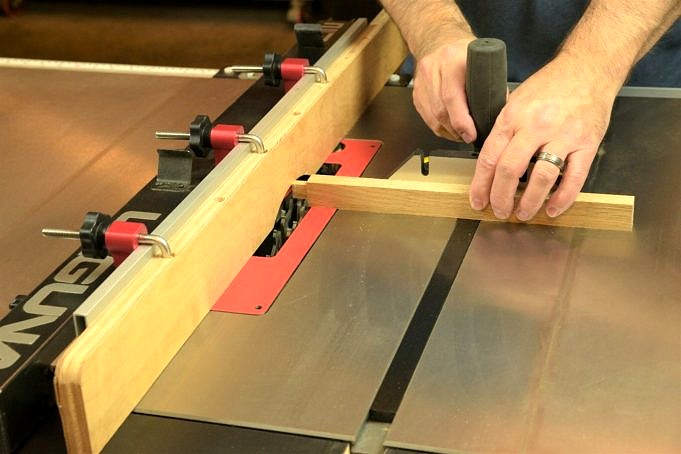 How To Use A Dado Blade On A Table Saw?