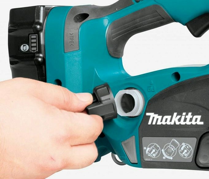 Makita XCU02PT Vs Black+Decker LCS1240 Which Chainsaw Is Better?