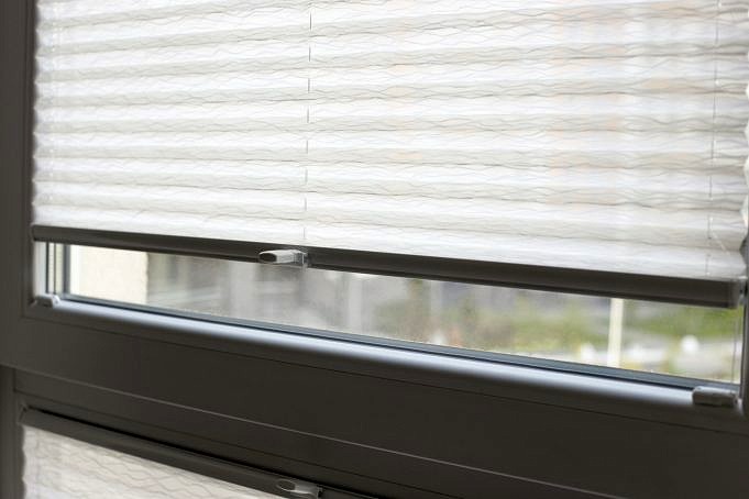 Pros And Cons Of Cordless Blinds